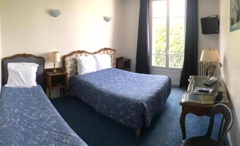 هتل Hôtel De Clagny