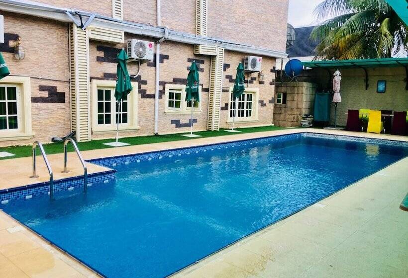 Eterno Hotels Limited