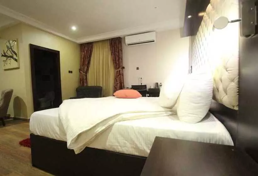 Eterno Hotels Limited