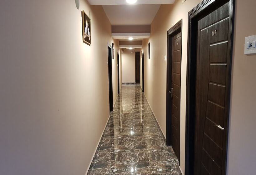 Szálloda Galaxy Inn