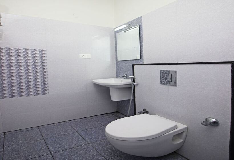 هتل Oyo 9611 Near Chamundi Hills