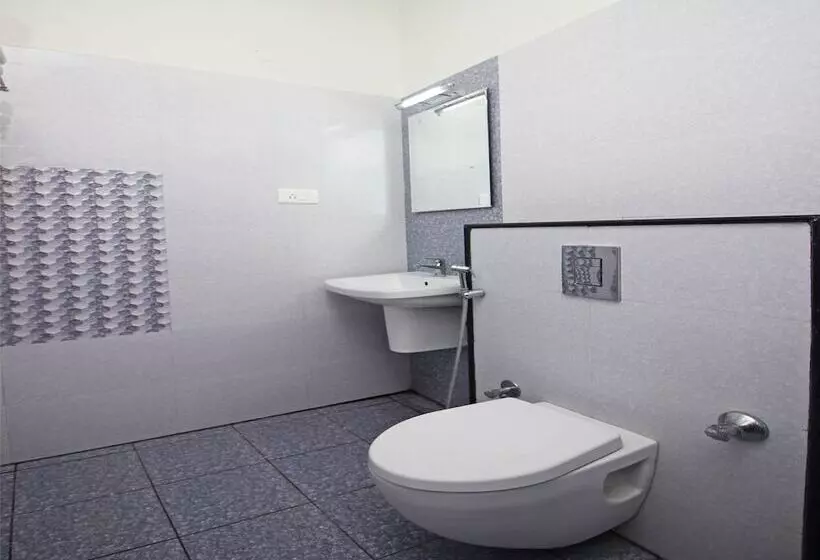 Hotelli Oyo 9611 Near Chamundi Hills