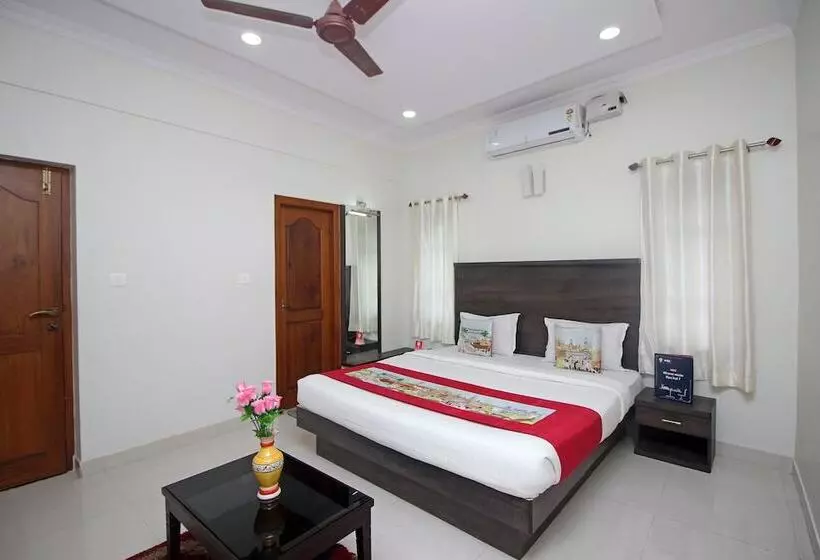 Hotelli Oyo 9611 Near Chamundi Hills