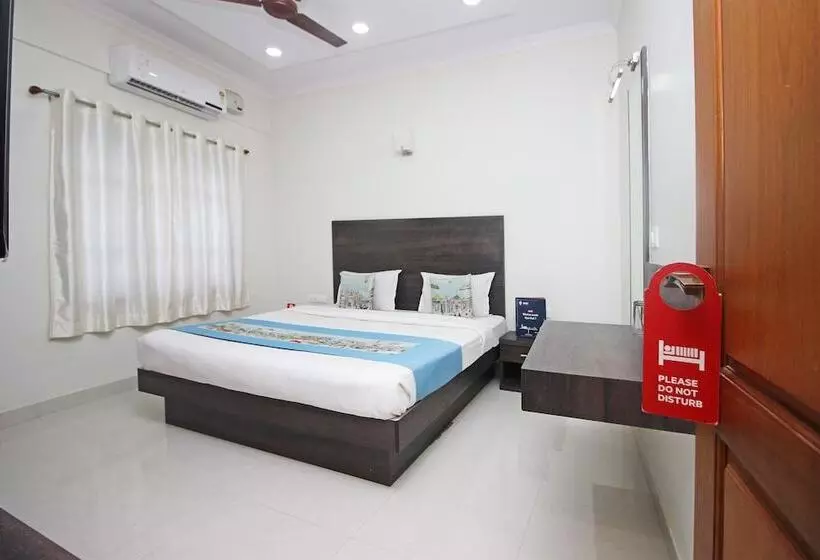 Hotelli Oyo 9611 Near Chamundi Hills