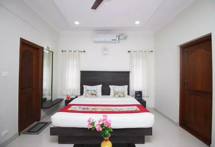 Hotelli Oyo 9611 Near Chamundi Hills