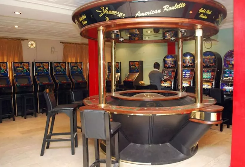 Hotelli Royal Marble