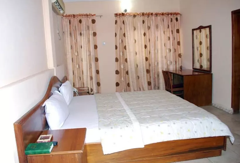 Hotelli Royal Marble