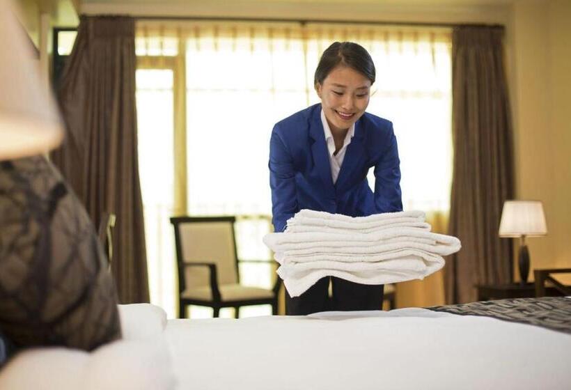 هتل United Business