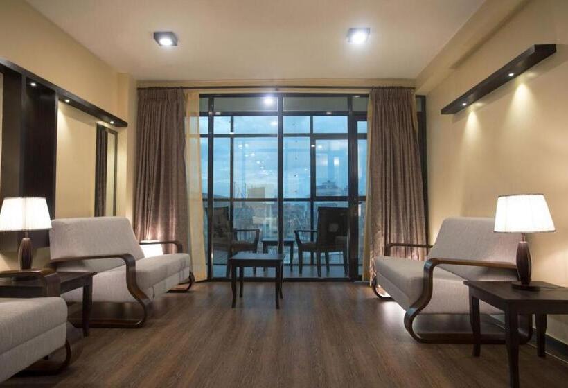 هتل United Business