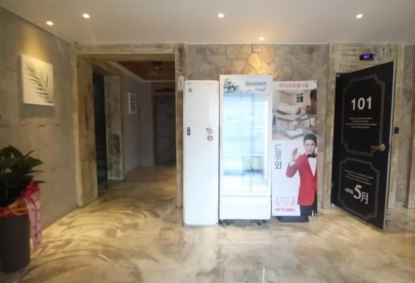 Motelli Boutique Hotel May