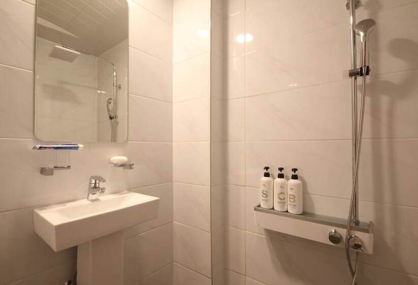 מוטל Boutique Hotel May