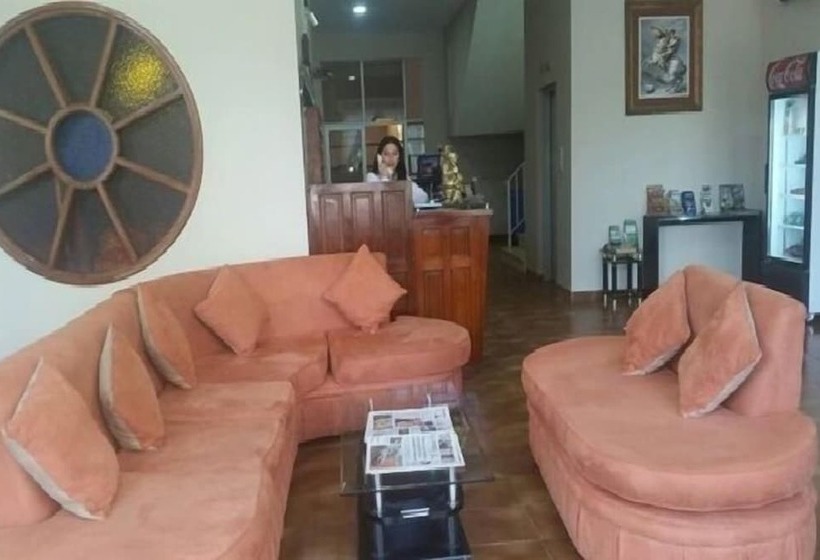 هاستل Hostal Ibiza