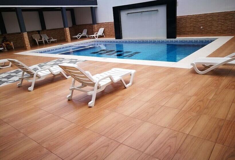 هاستل Hostal Ibiza