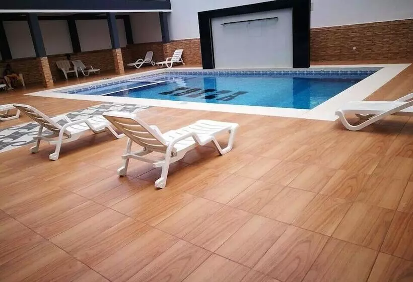 هاستل Hostal Ibiza