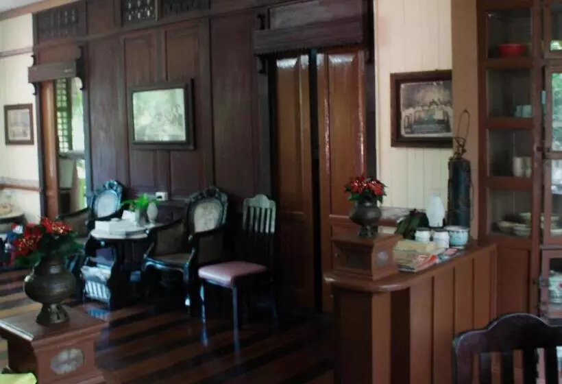 ユースホステル Oasis Balili Heritage Lodge