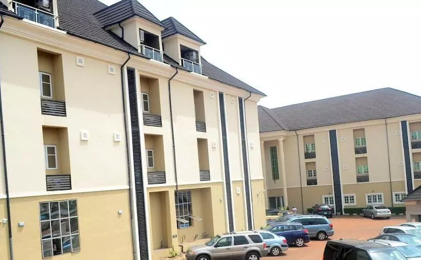 هتل Ritzcarinton Suites