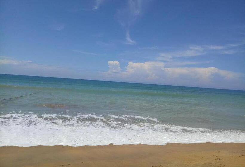 Hotel Serendiva Beach