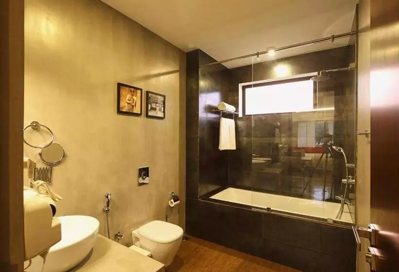 Hotelli Serendiva Beach