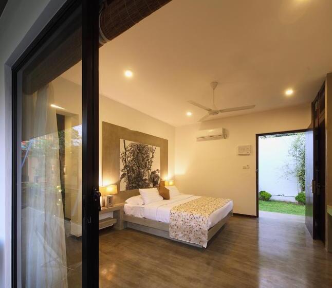 Hotel Serendiva Beach