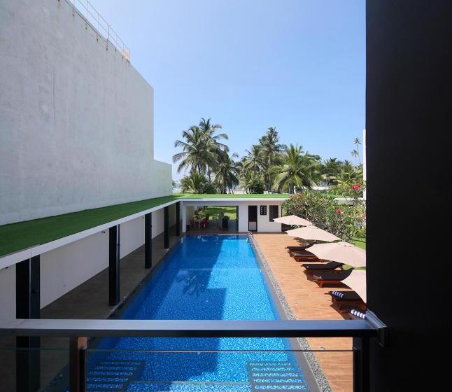 Hotel Serendiva Beach