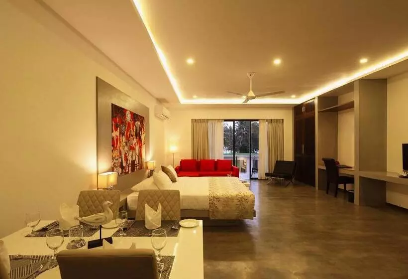 Hotelli Serendiva Beach