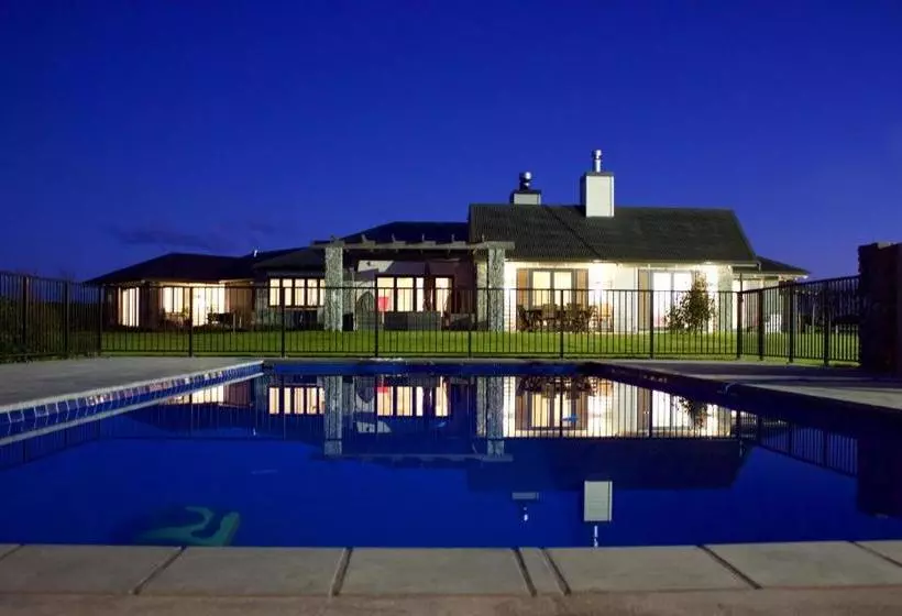 Lomakeskus Kalldeen Luxury Accommodation