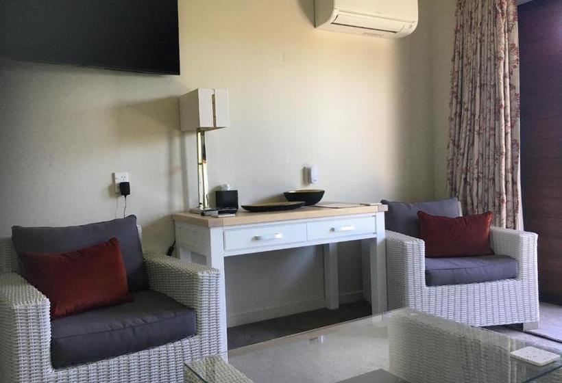 منتجع Kalldeen Luxury Accommodation