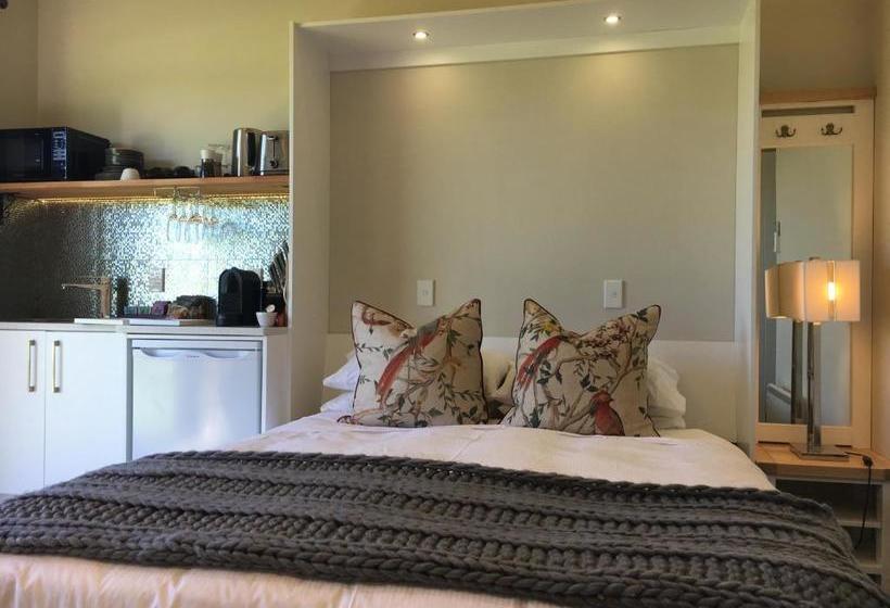 منتجع Kalldeen Luxury Accommodation