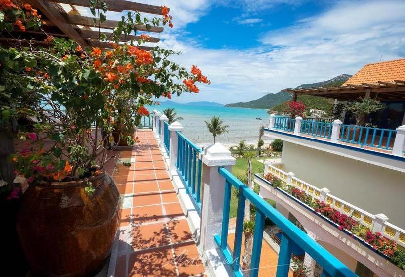 Vietnam Backpacker Hostels - Ninhvana