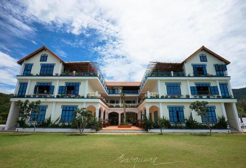 Vietnam Backpacker Hostels - Ninhvana