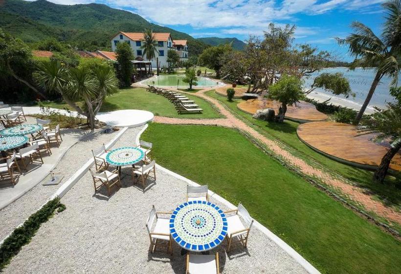 Vietnam Backpacker Hostels - Ninhvana