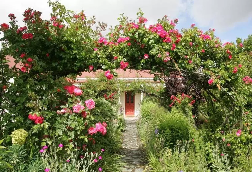 ベッドアンドブレックファースト Ferryman S Cottage