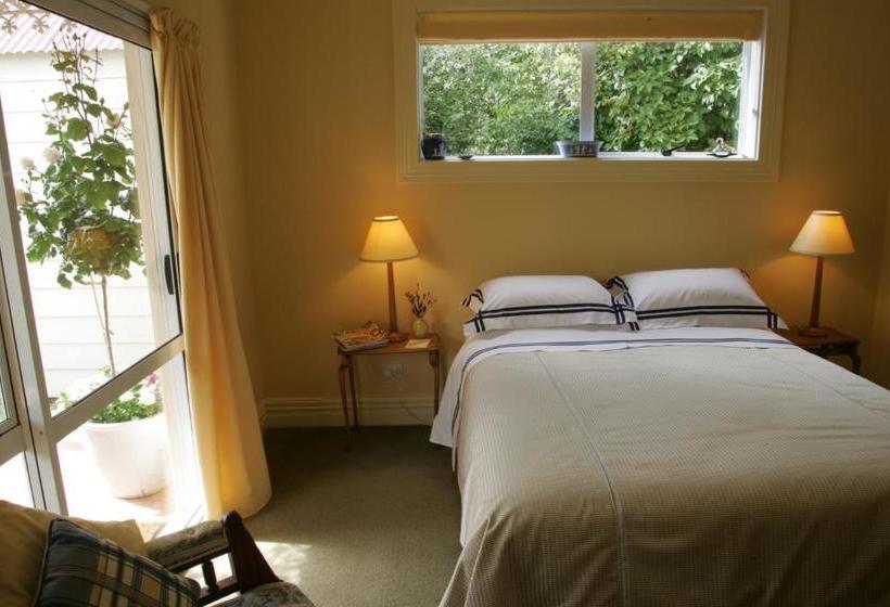 ベッドアンドブレックファースト Ferryman S Cottage