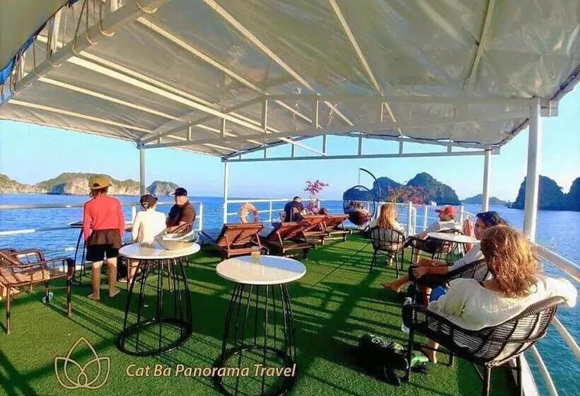 تختخواب و صبحانه Green Mountain Hostel