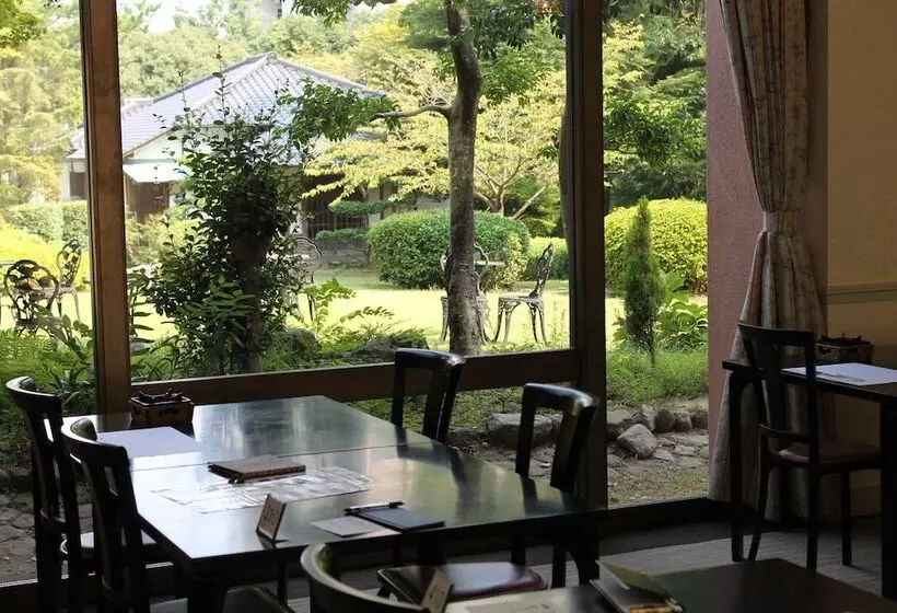 Hotelli Beppu Housensou