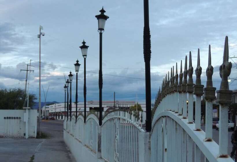 فندق Posada La Sierra