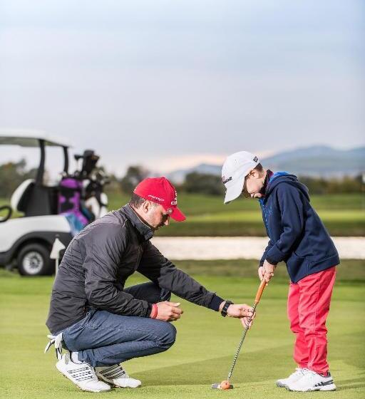 هتل Theodora Golf Club