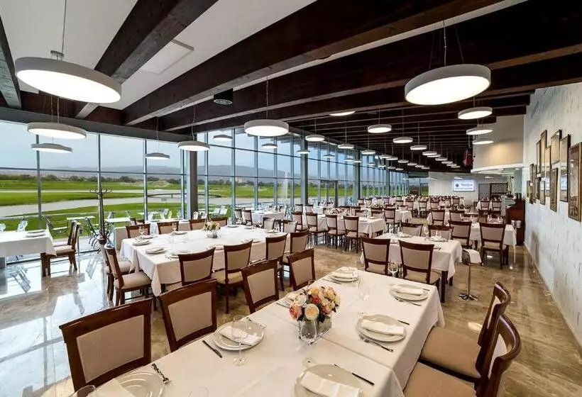 ホテル Theodora Golf Club