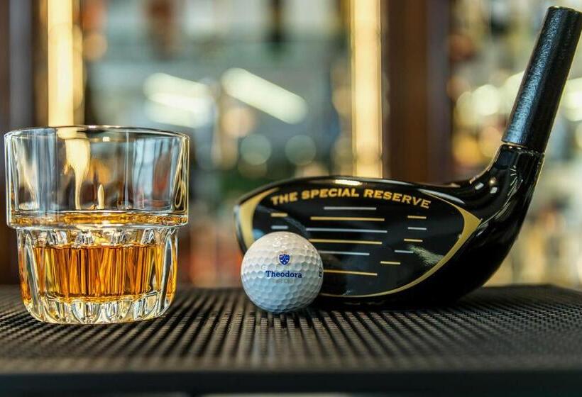 هتل Theodora Golf Club