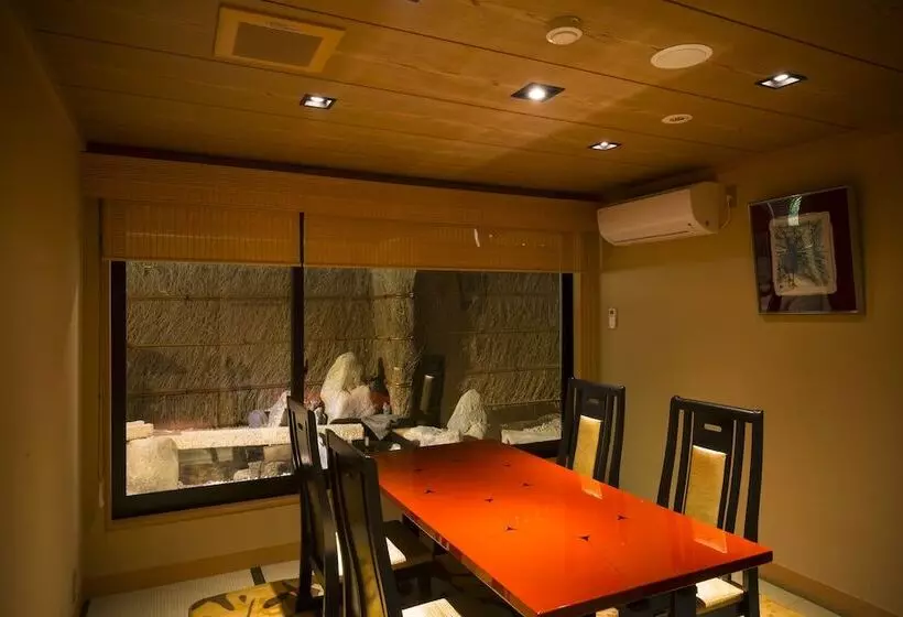 旅館 Ryotei Manyou