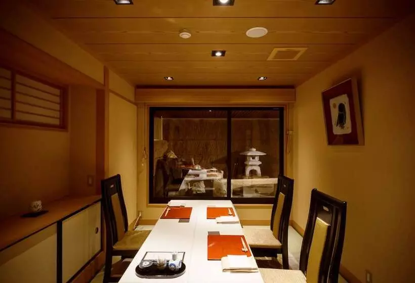 旅館 Ryotei Manyou