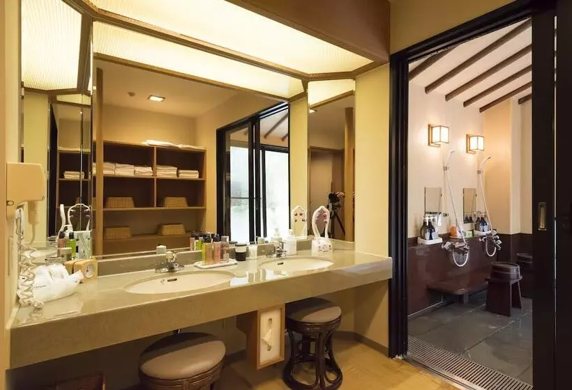 旅館 Ryotei Manyou