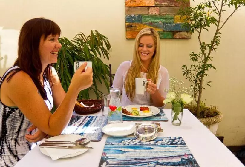 Retkeilymaja Aloe Again