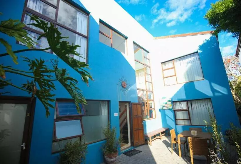 Retkeilymaja Aloe Again