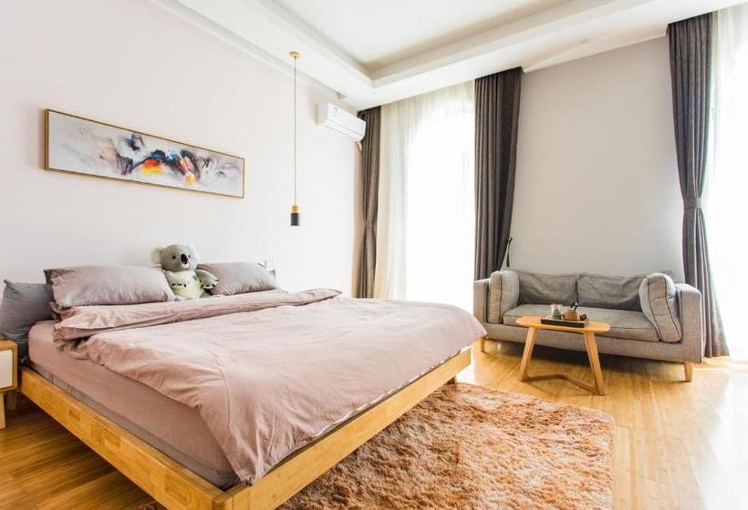 Amazing Koala Hostel Dalian