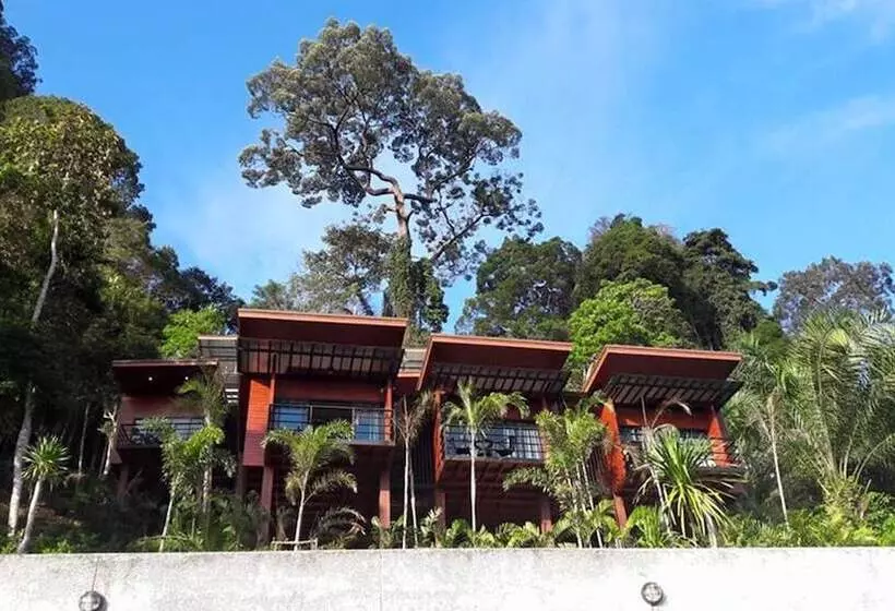 Blue Mountain Phangnga Resort