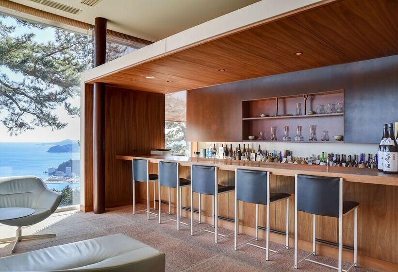 Hotel Atami Club Geihinkan