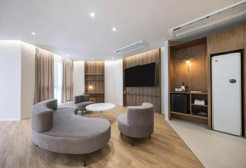 Brown Dot Hotel Masan Yangduck