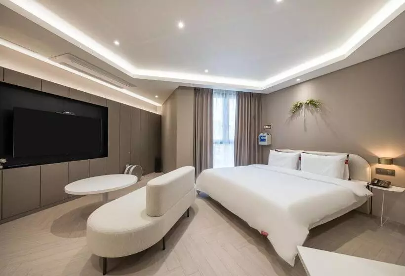 Brown Dot Hotel Masan Yangduck