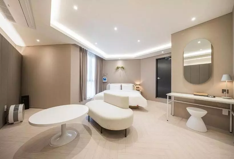 Brown Dot Hotel Masan Yangduck